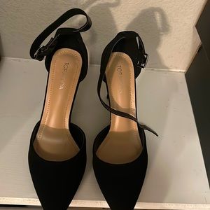 Black heels size 10